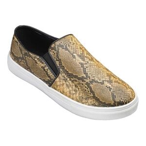 SOLE DIVA WIDE WIDTH SLIP-ONS - SNAKE PRINT MULTIPLE SIZES (BRAND NEW)